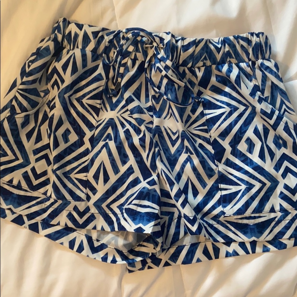 Blue and white patterned summer drawstring shorts